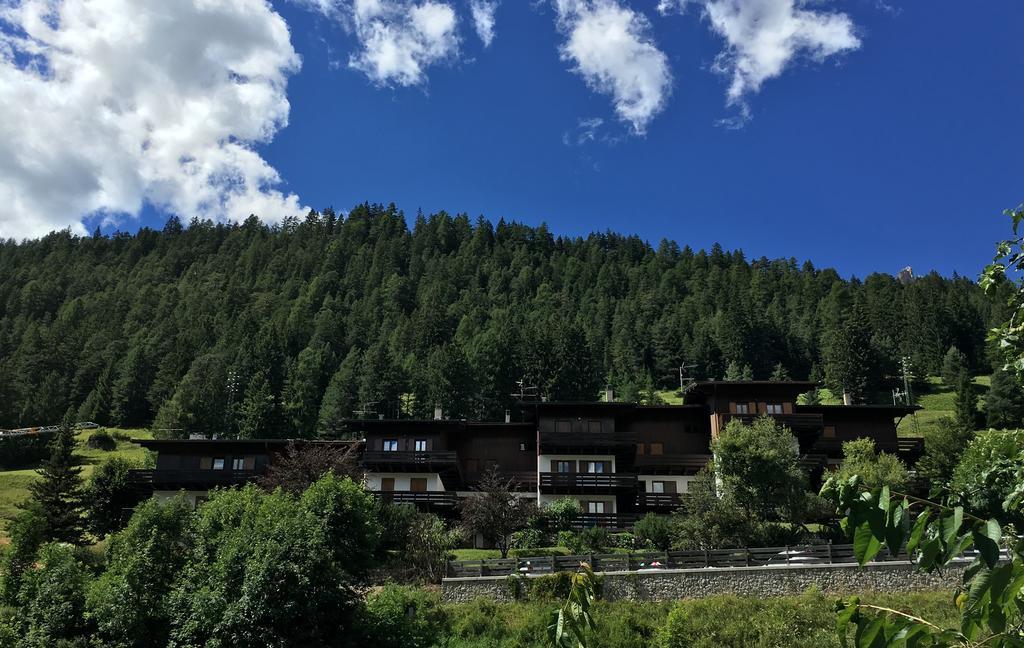 Ciasa Sot Croze Leilighet Pozza di Fassa Eksteriør bilde